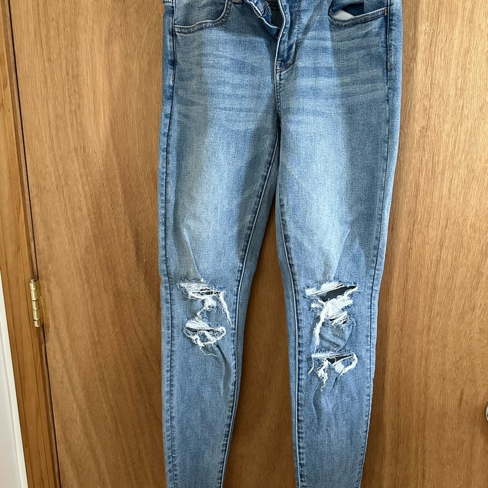 American Eagle Ripped Skinny Jeans